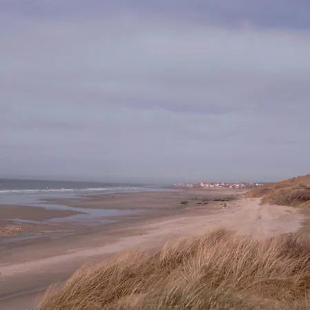 Vue Sur Mer, Dunes Et Golf Apartment *